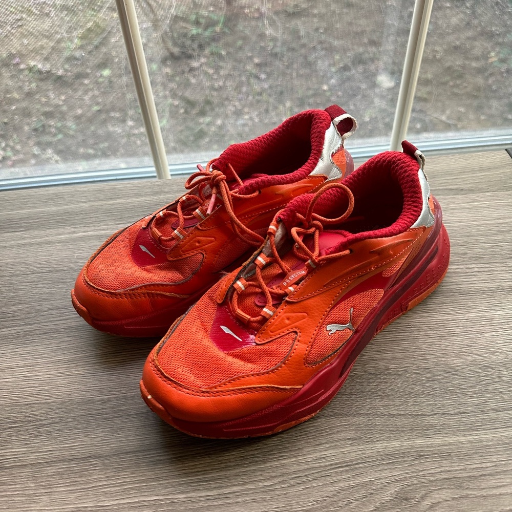 Puma R II  system kids shoes size 5.5 C